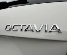 Zunanja slika - Škoda Octavia - 2.0 TDI DSG 4x4 LAURIN CLEMENT 2.LASTNIK PANO. - 8 - Predogledna slika