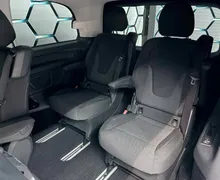 Notranja slika - Mercedes-Benz V-Razred - V 250D•KRATKI•LED•LANE ASSIST•MRTVI KOTI•KAMERA• - 11 - Predogledna slika