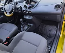 Notranja slika - Renault Twingo - 1.2-KLIMA-MODEL 2011-ODLIČEN-SLOV.POREKLO... - 8 - Predogledna slika
