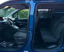 Notranja slika - Peugeot Rifter - 1.5-HDI-AUTOMATIK-LED-LIZING ZA TUJCE-F1-PDC - 10 - Predogledna slika