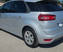 Zunanja slika - Citroën C4 - Picasso 1.6 e-HDi 116ks °REDNO VZDRŽEVAN° °LED° °NAVI° - 6 - Predogledna slika