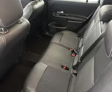 Notranja slika - Mercedes-Benz GLB-Razred - GLB 200 d 4MATIC Avt.NEMŠKI.KAMERA.PANORAMA.NAVI - 10 - Predogledna slika
