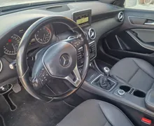 Notranja slika - Mercedes-Benz A-Razred - 180 LED-XENON PANORAMA NAVIG. ODLIČEN - 12 - Predogledna slika