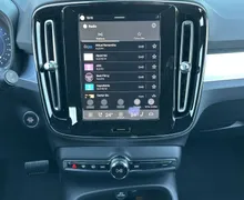 Notranja slika - Volvo XC40 - B3 P Core AT DCT 3 leta garancije + 3 servisi... - 16 - Predogledna slika