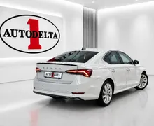 Zunanja slika - Škoda Octavia - 2.0 TDI Sport DSG - 3 - Predogledna slika