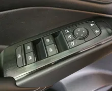 Zunanja slika - Nissan Qashqai - 1.3 BUSINESS XTRONIC Z ENOLETNIM JAMSTVOM - 12 - Predogledna slika