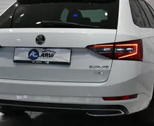 Zunanja slika - Škoda Superb - Combi 4x4 2.0 TDI SportLine DSG-RADAR-DCC-KLJUKA - 4 - Predogledna slika