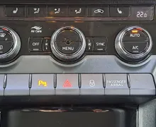 Zunanja slika - Škoda Karoq - Style 1.6 TDI - 10 - Predogledna slika