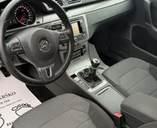 Zunanja slika - Volkswagen Passat - 2.0 TDI Comfortline 140PS NAVI PDC ALU LEANPAY - 10 - Predogledna slika