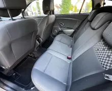 Notranja slika - Renault Megane - Grandtour 1.5 dCi NAVI+TEMPOMAT+PDC... - 9 - Predogledna slika