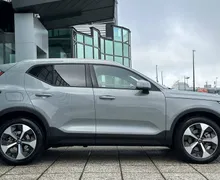 Zunanja slika - Volvo XC40 - B3 P Core AT DCT 3 leta garancije + 3 servisi - 4 - Predogledna slika