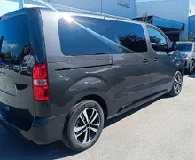 Zunanja slika - Peugeot Traveller - L2 2.2 BlueHDi 180 Business Vip EAT8-ACC-ZALOGA - 4 - Predogledna slika