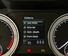 Notranja slika - Škoda Superb - 2.0TDI-L K-DSG-PANORAMA-USNJE-SLO-NAVI-ACC-CANTON - 10 - Predogledna slika