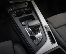 Notranja slika - Audi A4 - Avant quattro 45 TFSI Advanced S tronic - 13 - Predogledna slika