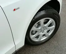 Notranja slika - Audi Q5 - 2.0 TDI-XENON+LED-LIZING ZA TUJCE-ODLIČEN - 8 - Predogledna slika
