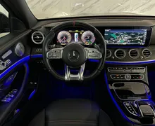 Notranja slika - Mercedes-Benz E-Razred - AMG 53 4MATIC+ T |Pano|Zračno|HUD|ACC|Kljuka|Hlaj. - 10 - Predogledna slika