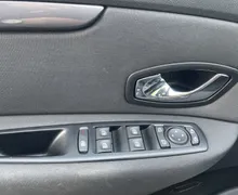 Zunanja slika - Renault Scénic - Scenic LIMITED EDITION-KEYLESS GO-PARK SENZORJI-ALU - 13 - Predogledna slika