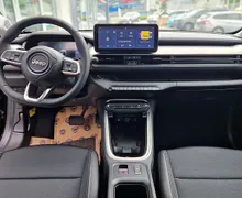 Zunanja slika - Jeep Avenger - Summit 1.2 E-DCT6 MHEV 110 - 6 - Predogledna slika