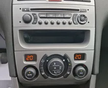 Zunanja slika - Peugeot 308 - 1.6 Hdi Monospace -PANORAMA -TEMPOMAT - 14 - Predogledna slika