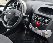 Zunanja slika - Citroën C1 - 1.0i + 1.Lastnik + SLO POREKLO + BREZ POLOGA - 11 - Predogledna slika