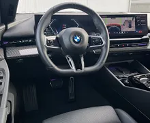 Zunanja slika - BMW Serija 5 - Touring: 520d-M OPTIK-LED-NAVI-HEAD-CARBON-ALU21 - 7 - Predogledna slika