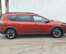 Zunanja slika - Dacia Jogger - Extreme Hybrid 155+7 sedežev+Zimske gume - 5 - Predogledna slika