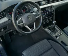 Zunanja slika - Volkswagen Passat - Variant 2.0TDI R-line LED•ACC•LANE•AMBIENT•NAVI•2X-PDC•17C - 5 - Predogledna slika