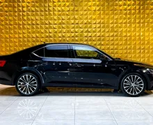 Notranja slika - Škoda Superb - 4x4 2.0 TDI AVT.-NAV - 12 - Predogledna slika