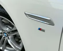 Notranja slika - BMW serija 5: - 520XD-4X4-AUT-M PAKET-DIGITALNI ŠTEVCI-BI XENON-.. - 10 - Predogledna slika