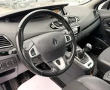 Zunanja slika - Renault Scénic - Grand Scenic Bose Edition dCi 110 SLO.VOZILO 2.LASTNICA NAVI - 15 - Predogledna slika