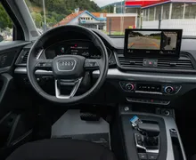 Notranja slika - Audi - Q5 Sportback quattro 40 TDI S line S tronic - 9 - Predogledna slika