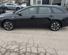 Zunanja slika - KIA Ceed - SW 1.5 T-GDi LX Champion+ ISG. M T 103 kW - 5 - Predogledna slika