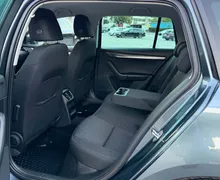 Notranja slika - Škoda Octavia - 2.0 TDI-DSG-XENON+LED-175.000km-LIZING ZA TUJCE-.. - 12 - Predogledna slika