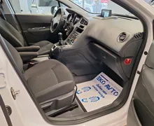 Zunanja slika - Peugeot 5008 - ACTIVE 1.6 HDI KREDIT BREZ POLOGA ODLIČNO OHRANJ.. - 4 - Predogledna slika