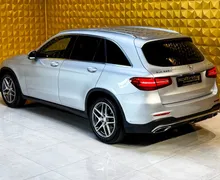 Notranja slika - Mercedes-Benz GLC-Razred - GLC220d 4MATIC AMG Line-KAMERA-GRETJE-F1... - 8 - Predogledna slika