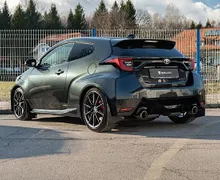 Zunanja slika - Toyota GR Yaris - 1.6 TURBO GR-FOUR 4WD KW Gewinde Akrapovič Kletka - 7 - Predogledna slika