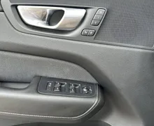 Notranja slika - Volvo XC60 - B4D AWD Plus Dark Avt. - 13 - Predogledna slika