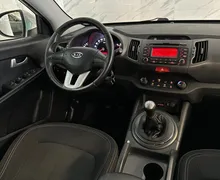 Notranja slika - KIA Sportage - 2.0 Active - Slovensko vozilo... - 11 - Predogledna slika
