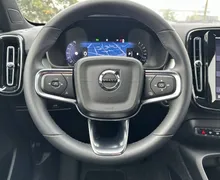 Notranja slika - Volvo XC40 - B3 P Plus Black Edition Avt. - 14 - Predogledna slika