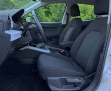 Notranja slika - Seat Arona - 1.0 TSI|110ks|1.lastnica|SLO|kot nov|FINANCIRANJE - 9 - Predogledna slika