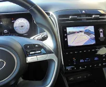 Zunanja slika - Hyundai Tucson - 1.6 T-GDI 150 PREMIUM 2WD°WINTER°1.LASTNIK°SLO°TOP - 9 - Predogledna slika