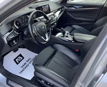 Notranja slika - BMW serija 5: - 520d xDrive+F1+SPORT+LED+VIRTUAL+NAVI+ALU... - 8 - Predogledna slika