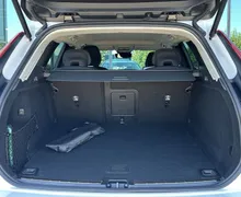 Notranja slika - Volvo XC60 - B5  P  AWD Plus Dark 3 leta garancije + 3 servisi - 12 - Predogledna slika