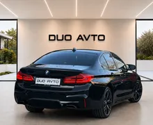 Notranja slika - BMW serija 5: - 520D-M5 LOOK-VIRTUAL-SPORT-AMBIENT-NAVI-HEAD UP - 12 - Predogledna slika