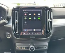 Notranja slika - Volvo XC40 - B3P Plus Dark Avt - 18 - Predogledna slika