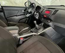 Notranja slika - KIA Sportage - 2.0 Active - Slovensko vozilo... - 12 - Predogledna slika