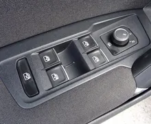 Zunanja slika - Volkswagen Tiguan - 2.0 TDI SCR BMT DSG COMFORTLINE 150KM-LEP- - 17 - Predogledna slika