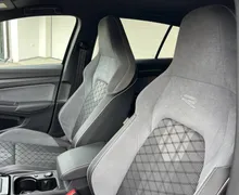 Notranja slika - Volkswagen Golf - 2.0 TDI BMT R-Line-1 LASTNICA-SLO-76000 KM-ODLIČ - 12 - Predogledna slika