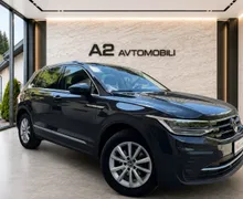 Notranja slika - Volkswagen Tiguan - 2.0 TDI BMT Elegance DSG-1.lastnik-FUL LED-NAVI - 8 - Predogledna slika