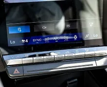 Zunanja slika - Renault Espace - iconic E-Tech hybrid 200 + ZIMSKE GUME + VINJETA - 8 - Predogledna slika